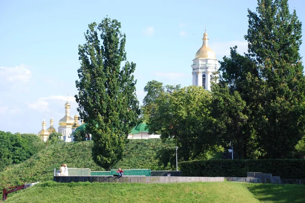 Die Kirche Des Orthodoxen Klosters Der Stadt Kiev — Stockfoto