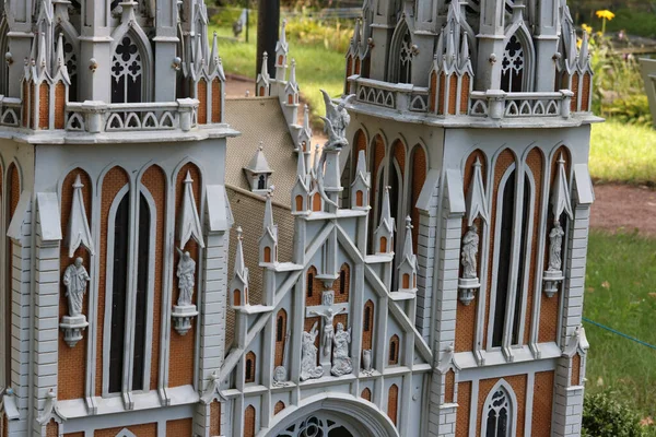 Kathedrale Park — Stockfoto