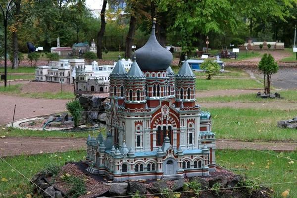 Kerk Van Heilige Drie Eenheid Stad — Stockfoto