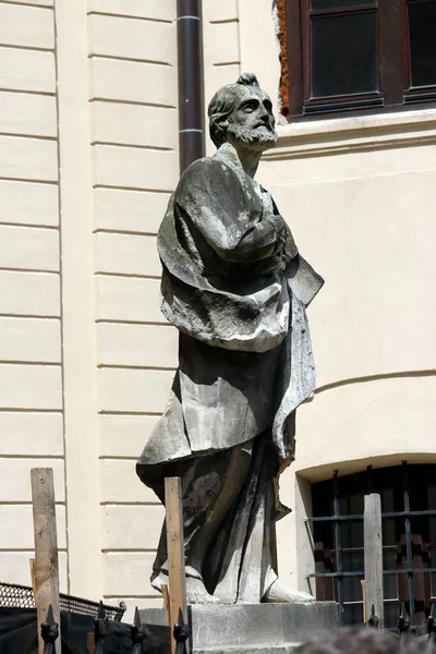 Статуя Человека Старом Городе — стоковое фото