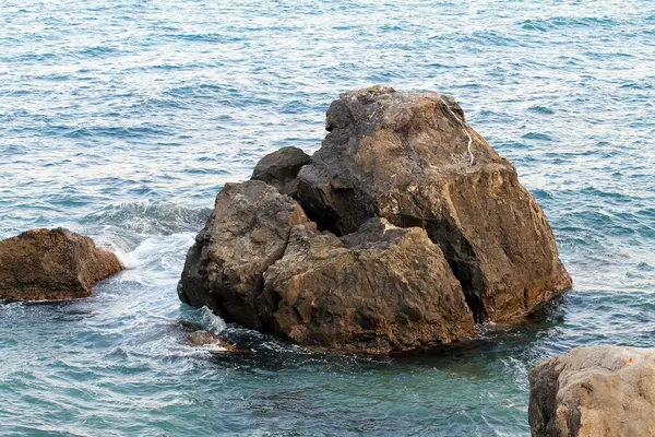 Costa Rocosa Del Mar Mediterráneo Norte Del Estado Israel — Foto de Stock