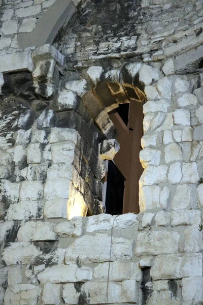 Vieux Mur Pierre Avec Une Fenêtre — Photo