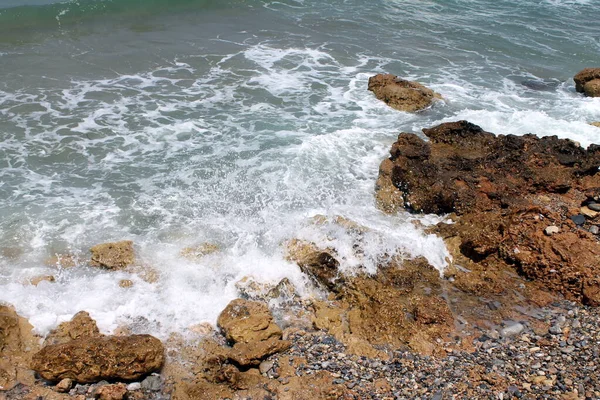 Vagues Écrasant Sur Côte Mer Méditerranée — Photo