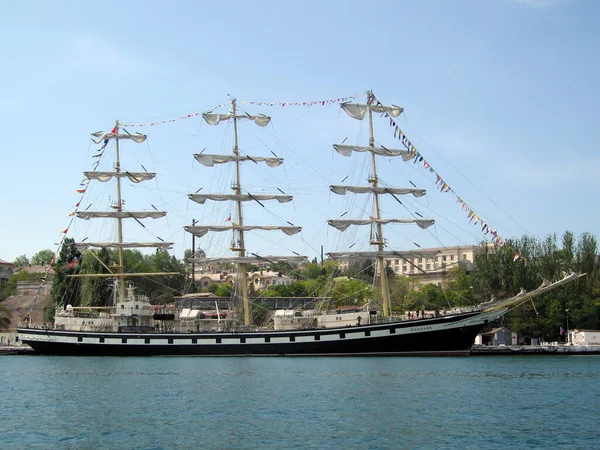 Viejo Barco Puerto Ciudad — Foto de Stock