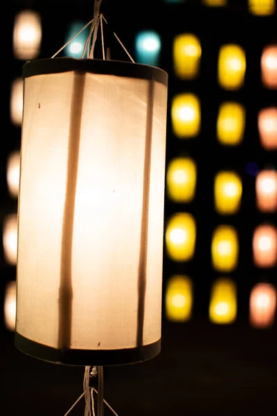 Imagem Fundo Lanterna Papel Multicolorido Noite Imagem Cor Felicidade Lanterna — Fotografia de Stock