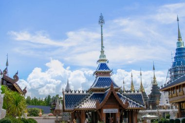 Tapınakta güzel bir pagoda kilisesi inşa edildi..