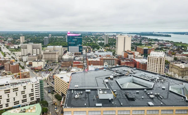 Město Pohled Centrum Detroitu Létě Zamračený Den Převzatý Scott Building — Stock fotografie