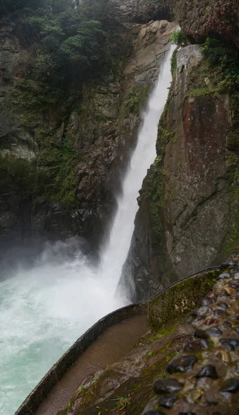 Cachoeira Pailon Del Diablo Uma Maravilha Natural Localizada Borda Selva — Fotografia de Stock