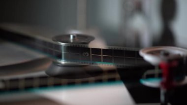 Sinema sinemasında 35 mm film - retro sinema tarzı