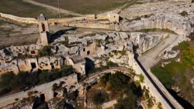 Puglia 'daki Gravina - İtalya' nın antik bir köyü - hava görüşü - seyahat fotoğrafçılığı
