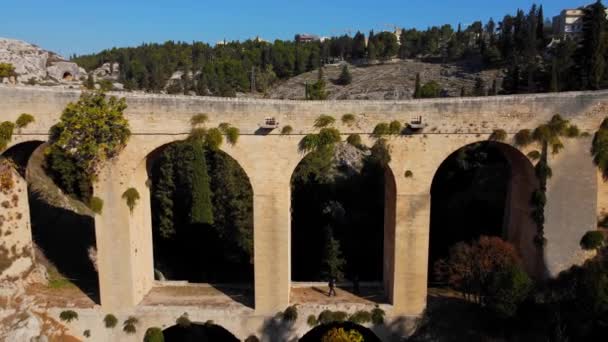 Akwedukt Gravina Puglii Słynny Zabytek Miejsce Filmowania Włoszech Widok Powietrza — Wideo stockowe
