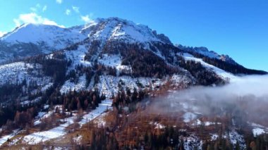 İtalya 'nın yukarısından - kışın Güney Tyrol' daki Dolomitler - seyahat fotoğrafçılığı