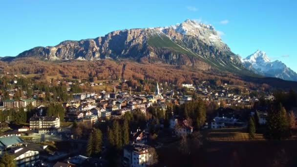 Cortina Ampezzo Nelle Dolomiti Alpi Italiane Vista Aerea Fotografia Viaggio — Video Stock