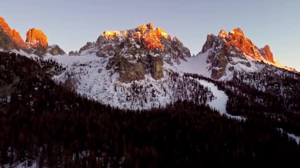 Pôr Sol Bonito Sobre Dolomitas Itália Alpes Italianos Tirol Sul — Vídeo de Stock