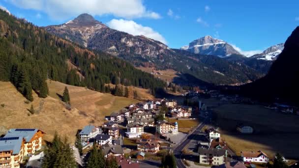 Klein Dorpje Dolomieten Zuid Tirol Luchtfoto Reizen — Stockvideo