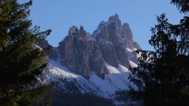 İtalyan Alplerindeki Dolomitler bir Unesco Dünya Mirası Sitesi - seyahat fotoğrafçılığı