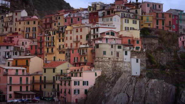Красочные Дома Манарола Cinque Terre Итальянском Побережье Фотографии Путешествий — стоковое видео