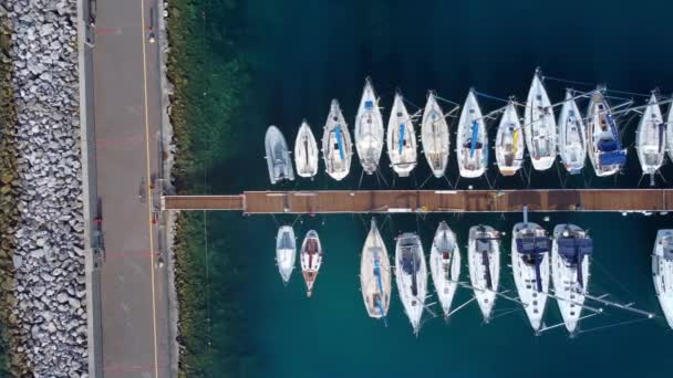 マリーナのボート 上からの眺め 旅行写真 — ストック動画