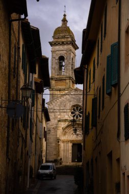 Tuscany İtalya 'nın San Quirico D Orcia köyü - seyahat fotoğrafçılığı