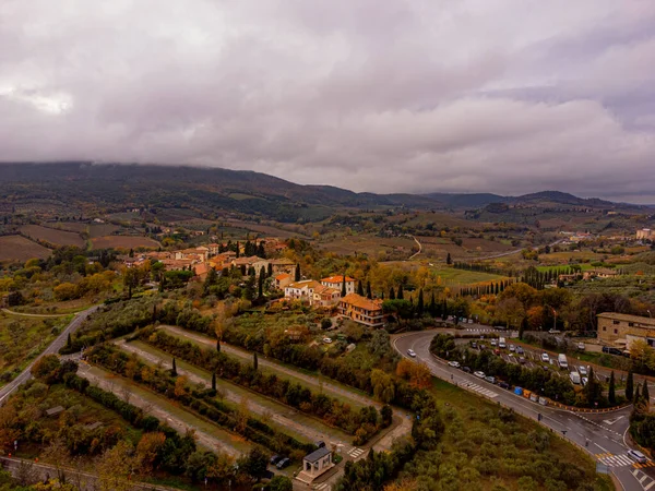 Paesaggio Tipico Con Piccoli Borghi Campi Agricoli Toscana Fotografia Viaggio — Foto Stock