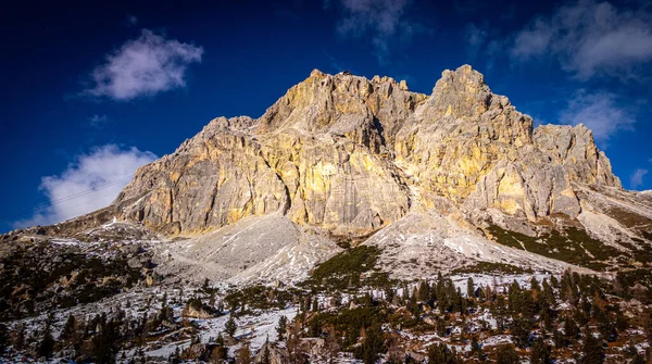 Les Dolomites Dans Les Alpes Italiennes Vue Typique Photographie Voyage — Photo