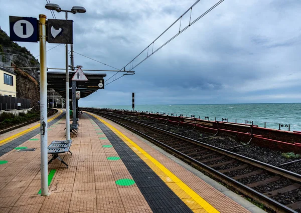 Järnvägsstation Manarola Cinque Terre Vid Den Italienska Kusten Cinque Terre — Stockfoto