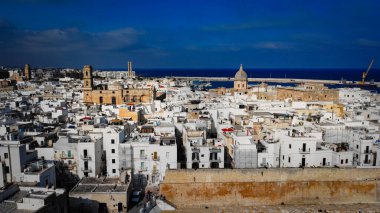 İtalya 'nın tarihi Monopoli kasabası - seyahat fotoğrafçılığı