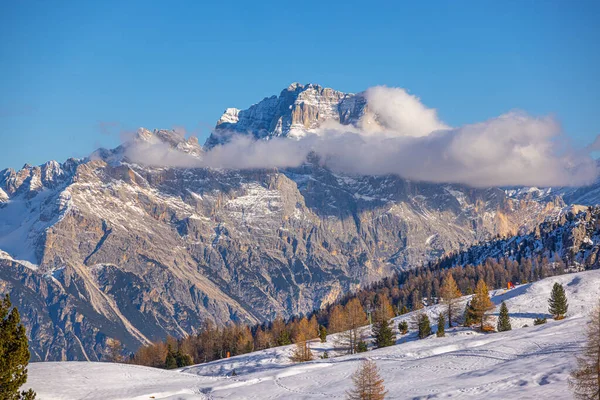 意大利的白云石群山 一个不明飞行物的世界遗产 旅行摄影 — 图库照片