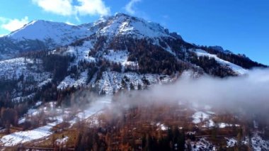 İtalya 'nın yukarısından - kışın Güney Tyrol' daki Dolomitler - seyahat fotoğrafçılığı