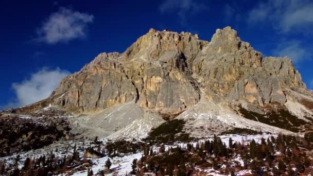 イタリアのドロミテ山脈 世界遺産 旅行者写真 — ストック動画