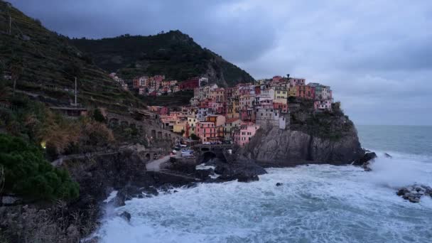 Hermosa Manarola Cinque Terre Italia Por Noche Fotografía Viaje — Vídeo de stock