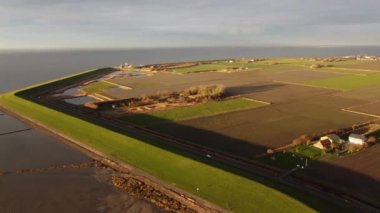 Wadden Denizi 'ndeki Nordstrand Almanya' nın güzel manzarası - İHA fotoğrafçılığı Almanya 'nın yukarıdan