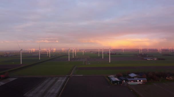 Вітрові Турбіни Широких Полях Безпілотна Фотографія Німеччини Згори — стокове відео