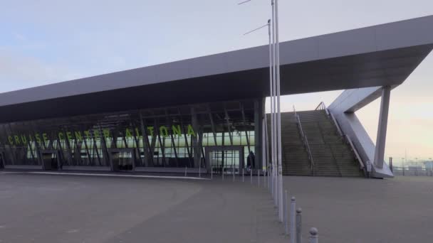 汉堡阿尔托纳游轮终点站 德国汉姆堡 2021年12月25日 — 图库视频影像
