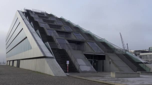 Σύγχρονο Κτίριο Γραφείων Dockland Στο Αμβούργο Hamburg Γερμανια Δεκεμβρίου 2021 — Αρχείο Βίντεο