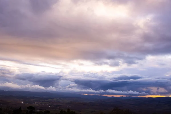 Dramatische Wolken Een Stormachtige Avond Reizen Fotografie — Stockfoto