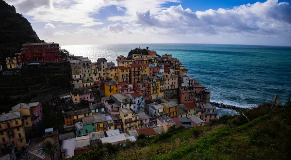 イタリア沿岸のチンクテレのカラフルなマナローラ 旅行写真 — ストック写真