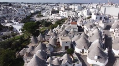 Alberobello 'nun ünlü Trulli evleri - İtalya' nın popüler bir kasabası- seyahat fotoğrafçılığı