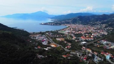 İtalya 'nın harika şehri Sapri, İtalya' nın batı kıyısından, seyahat fotoğrafçılığı