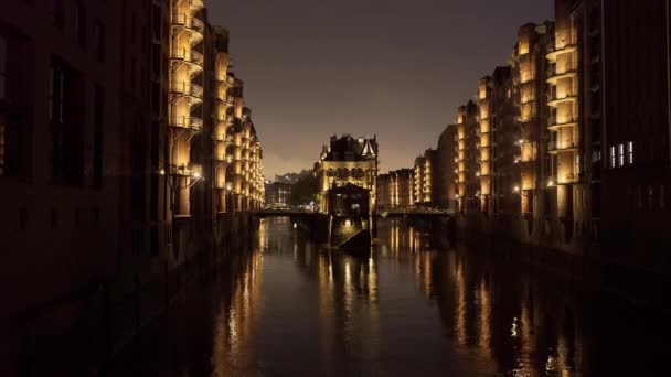 Hamburg Warehouse District Night Popular Location Called Ericusspitze — Stock Video