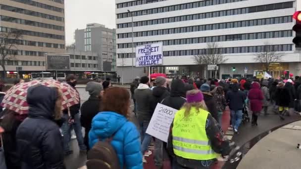 Vaccination Protest March Corona Pandemic City Saarbruecken Germany January 2022 — Stock video
