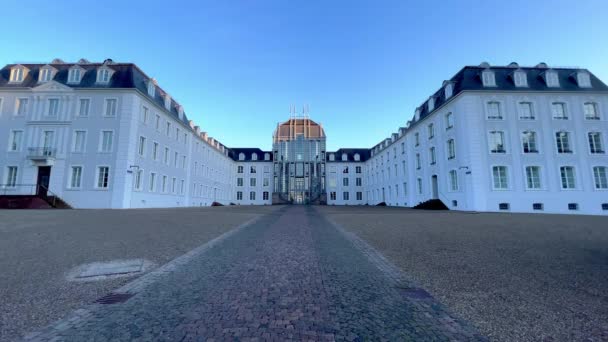 德国萨卜鲁肯城堡 德国萨尔布吕克城 2022年1月15日 — 图库视频影像