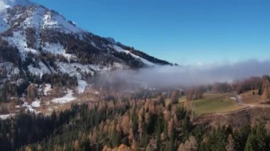 Dolomite Dağları 'ndaki şaşırtıcı kış manzarası Güney Tyrol İtalya - seyahat fotoğrafçılığı