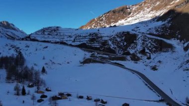 İtalya 'daki Teh Dolomitler' de karla kaplı dağlar - seyahat fotoğrafçılığı
