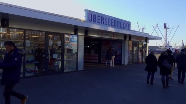 Les Quais Port Hambourg Sont Endroit Populaire Pour Promener Hamburg — Video