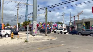 Miami 'de Wynwood' un ünlü Wynwood Duvarları - MIAMI, Birleşik Devletler - 20 Şubat 2022