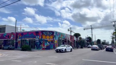 Miami 'de Wynwood' un ünlü Wynwood Duvarları - MIAMI, Birleşik Devletler - 20 Şubat 2022