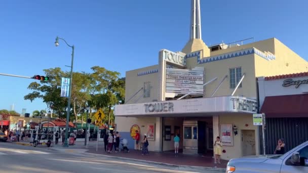 Tower Theater at Little Havana Calle Ocho - MIAMI, UNITED STATES - Feb 20, 2022 — стоковое видео