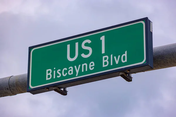 US1 Biscayne Blvd Straßenschild in Miami — Stockfoto