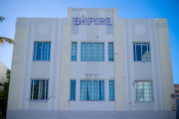 Empire House at Collins Avenue Miami Beach - MIAMI, FLORIDA - FEVEREIRO 14, 2022 — Fotografia de Stock